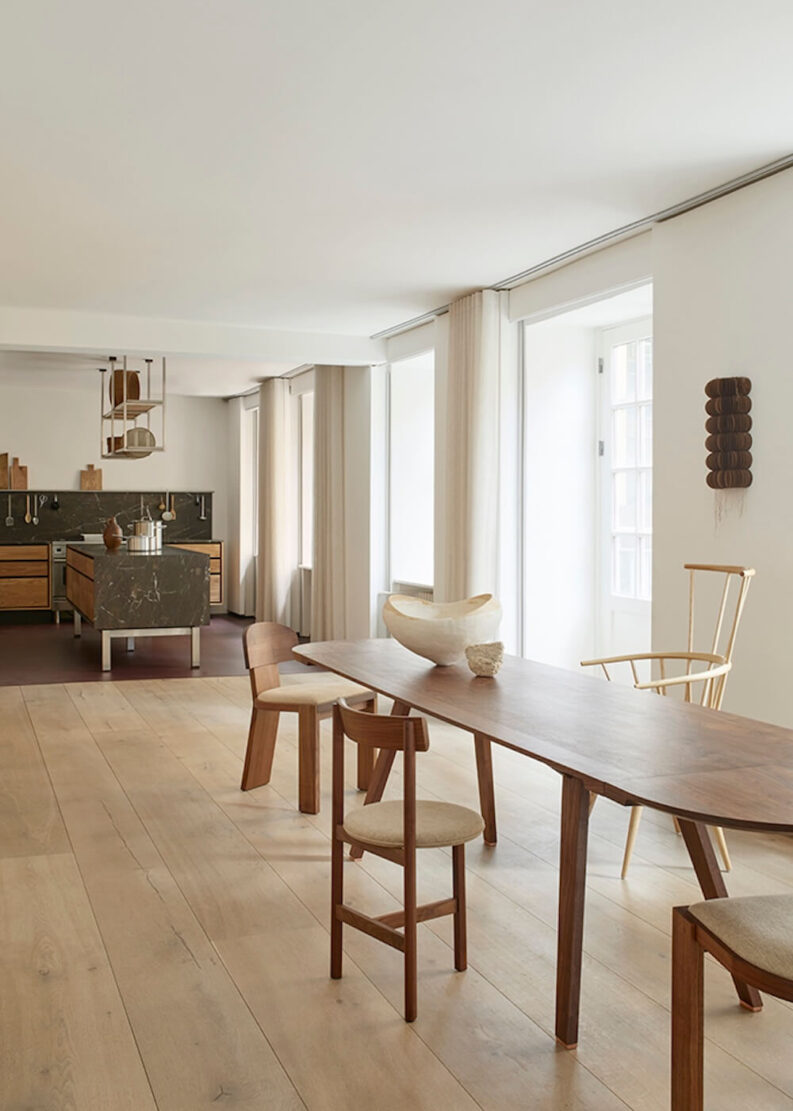 GH-Crafted-to-Last-by-Pernille-Vest-Photo-Maja-Hansen_Minimal-in-Elm-2-WEB-1-aspect-ratio-793-1111