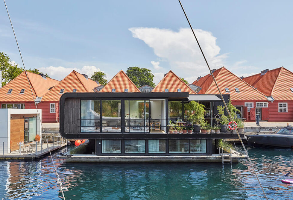 GH-MS-Garde-Private-House-of-Soren-Hvalsoe-Garde-44-WEB-1-aspect-ratio-979-668