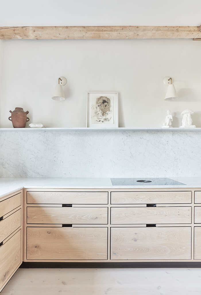 Garde-Hvalsoe-Hoelgaard-Oak-with-knots-Photo-Birgitta-Wolfgang-4 (1)