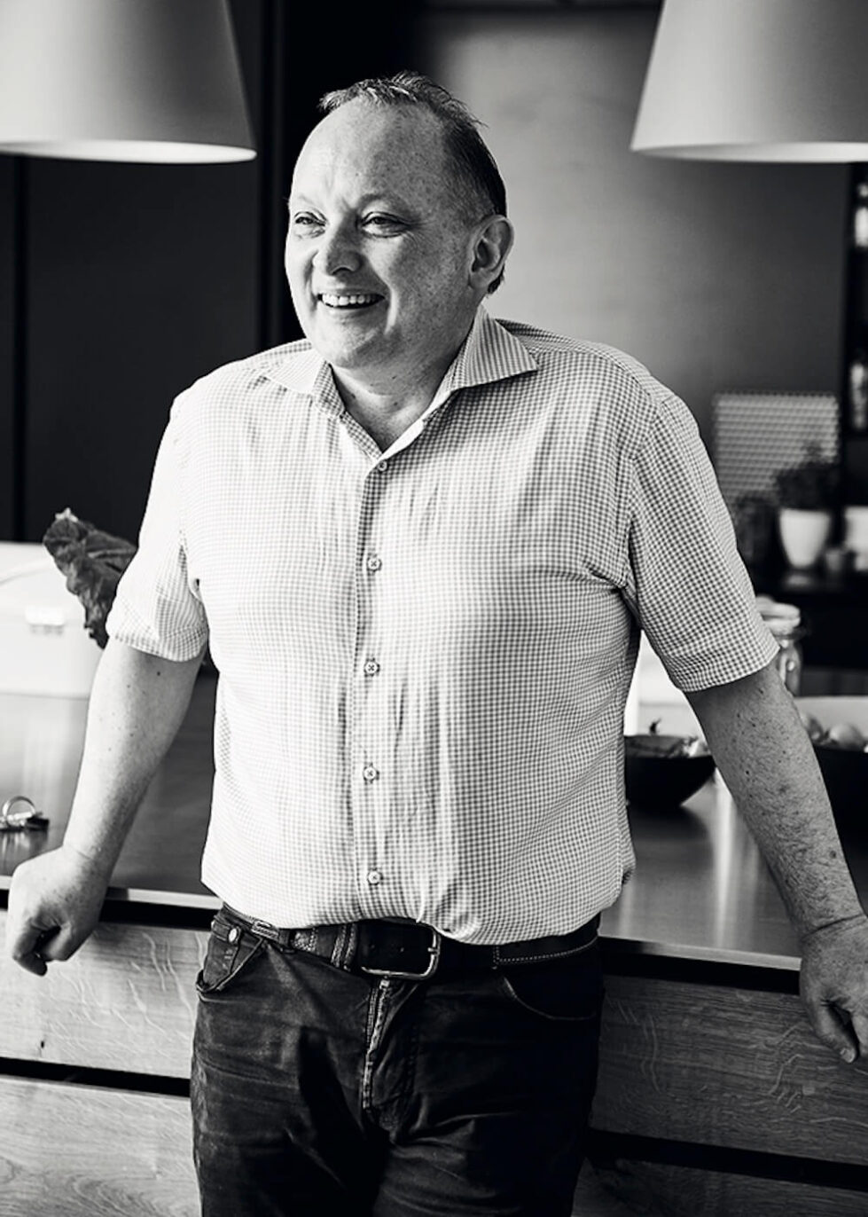 Garde-Hvalsoe-Portrait-Partners-Soren-Hvalsoe-Garde-1-aspect-ratio-979-1372