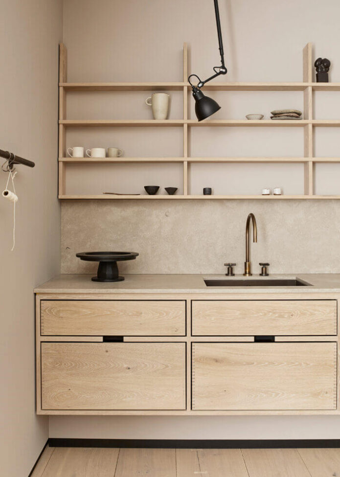 GH-Crafted-to-Last-by-Pernille-Vest-Photo-Maja-Hansen_-Hoelgaard-in-oak-1-2-WEB-731x1024-1-aspect-ratio-695-975