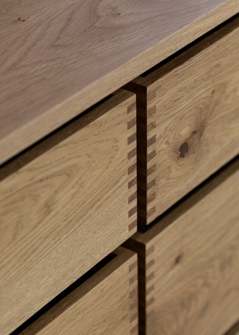 Garde-Hvalsoe-Quin_Jackson_DrawerDetail-Photo-Lisa-Romerein-aspect-ratio-793-1111