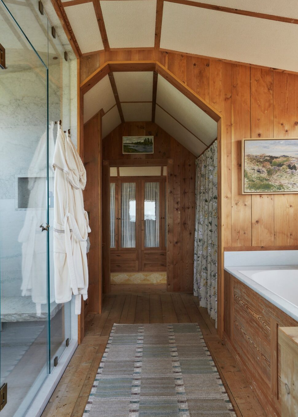 GH-H2701-–-Wallmark-Hoelgaard-kitchen-Oak-Photo-Birgitta-Wolfgang-9-aspect-ratio-970-1358
